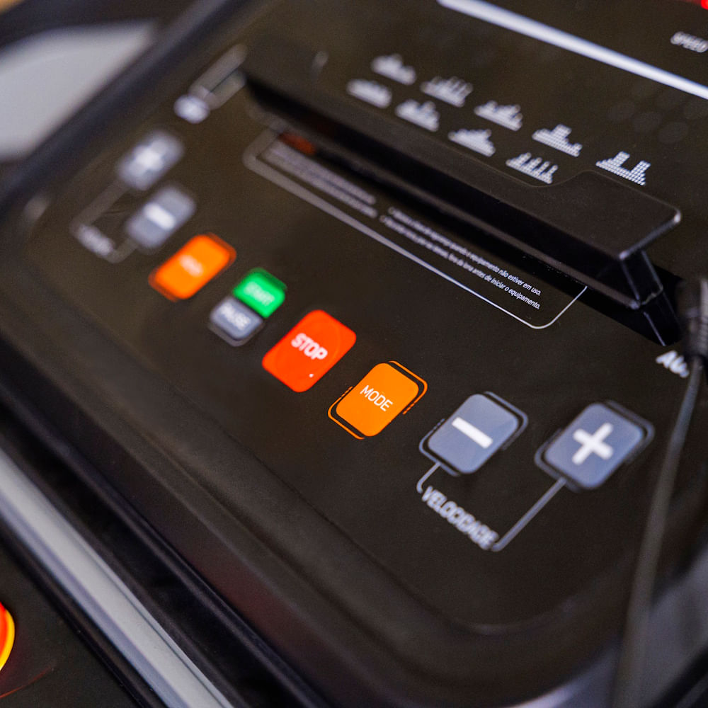 Esteira Ergométrica Speedo TR3 - Dobrável Residencial - Imagem 12